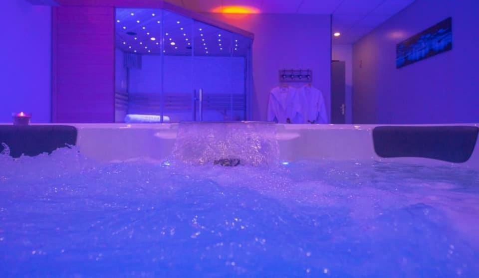 Loft Privatif Avec Jacuzzi Et Sauna 생디지에 외부 사진